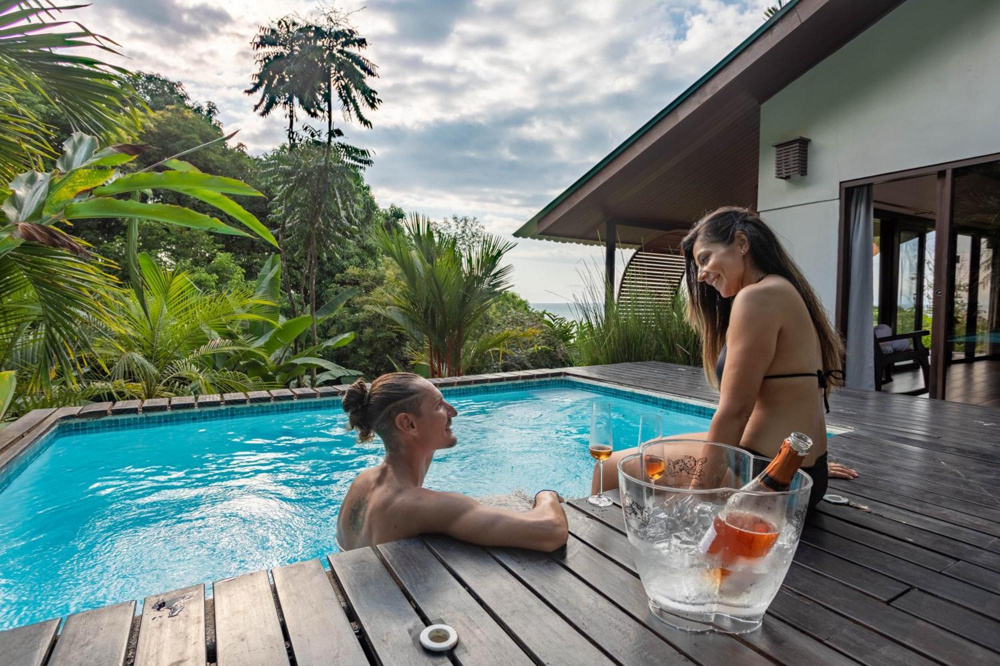 The Tranquilo Lodge, Adult Only, All Meals Included Драке Экстерьер фото